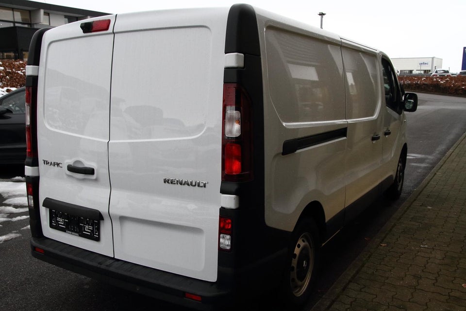 Renault Trafic T29 2,0 dCi 145 L2H1