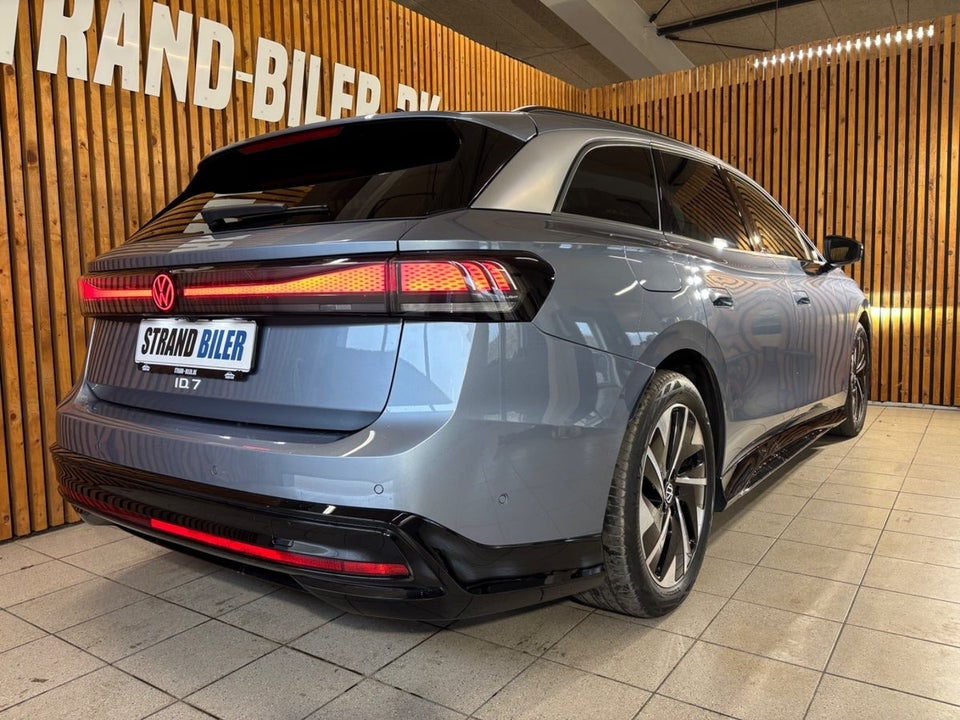 VW ID.7 77 Style Tourer 5d