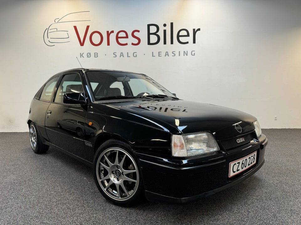 Opel Kadett 1,8 GSi 3d