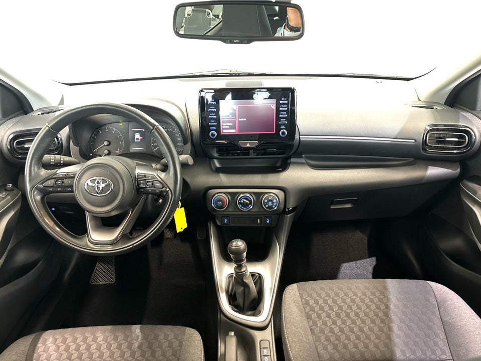 Toyota Yaris 1,5 Active 5d