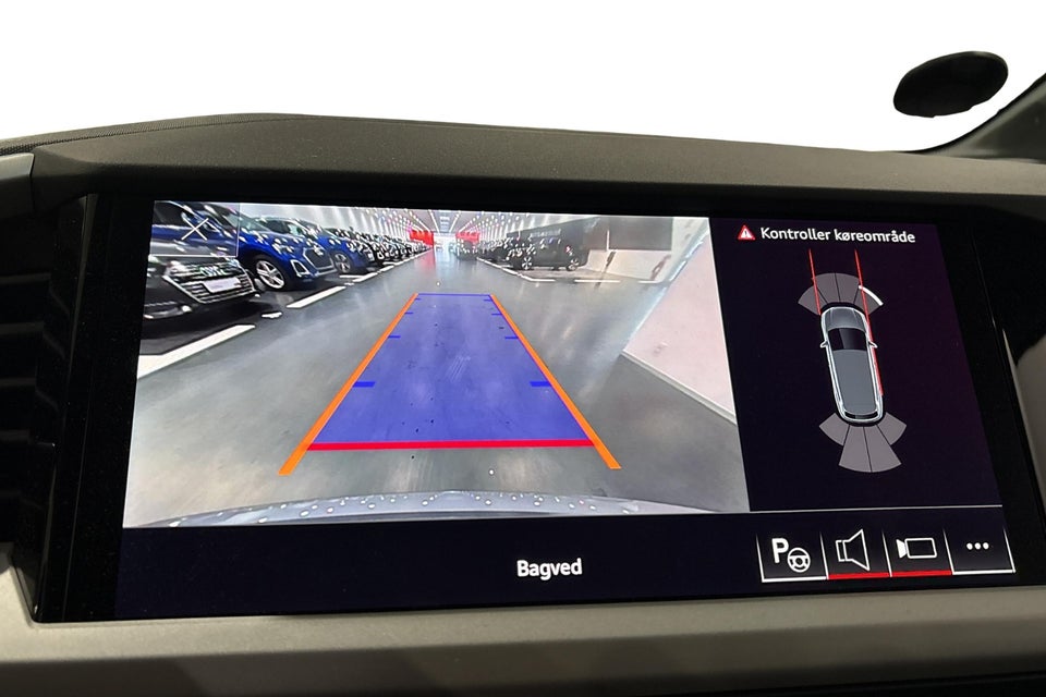 Audi Q4 e-tron 45 Progress 5d