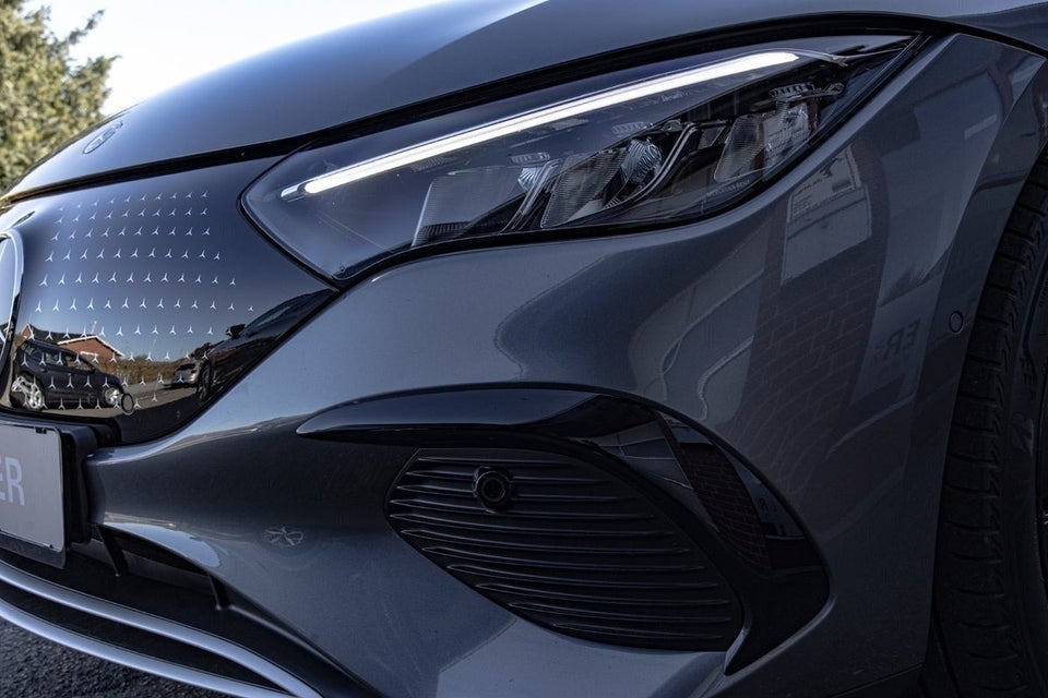 Mercedes EQE300 Avantgarde 4d