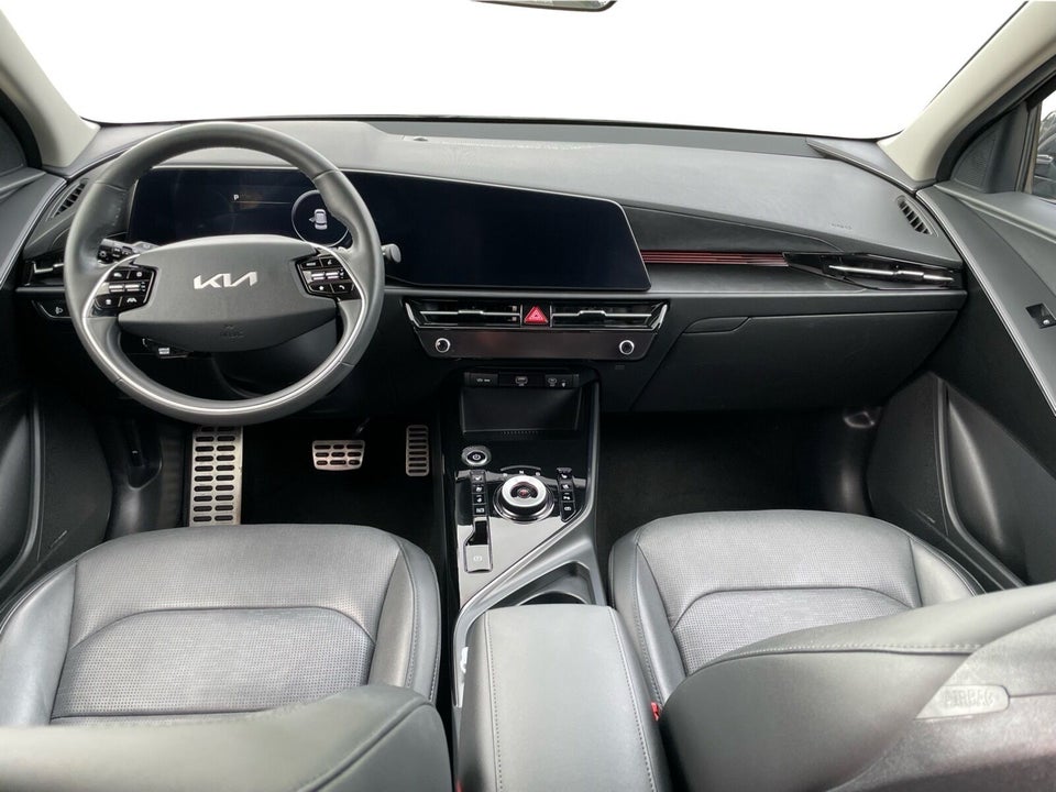 Kia Niro 64 EV Premium 5d