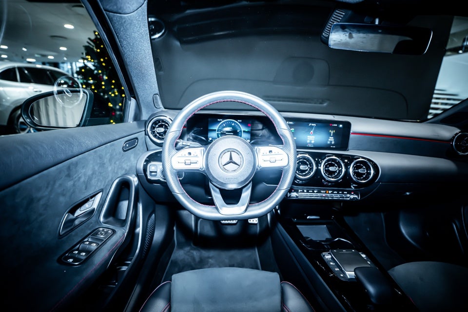 Mercedes A200 1,3 AMG Line aut. 5d