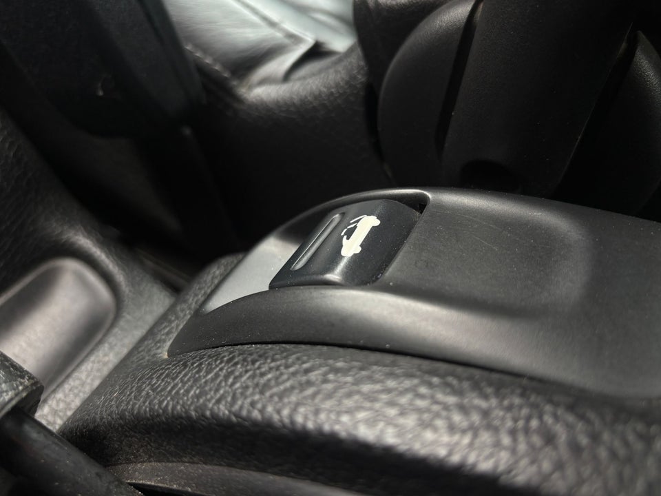 Peugeot 206 2,0 16V CC 2d