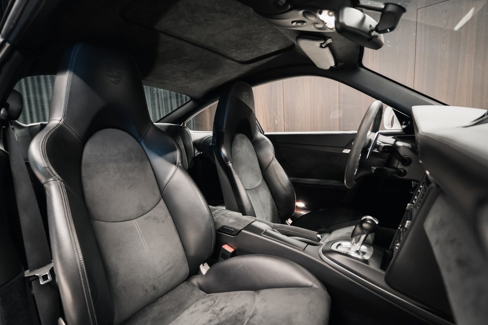 Porsche 911 Carrera 4 GTS 3,8 Coupé 2d