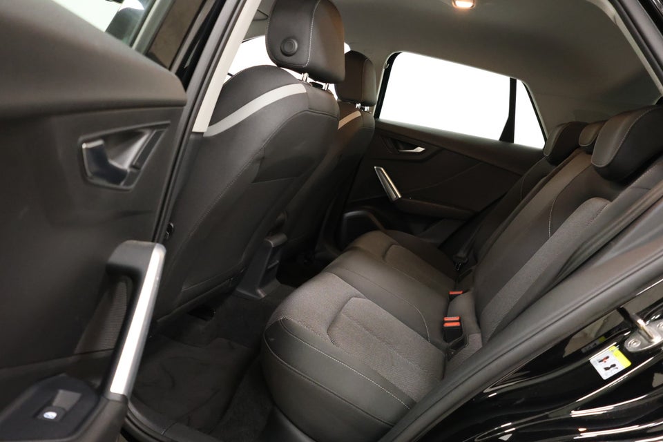 Audi Q2 1,6 TDi 116 Sport 5d
