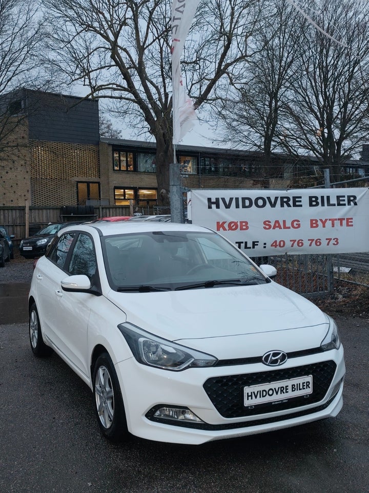 Hyundai i20 1,25 Passion 5d