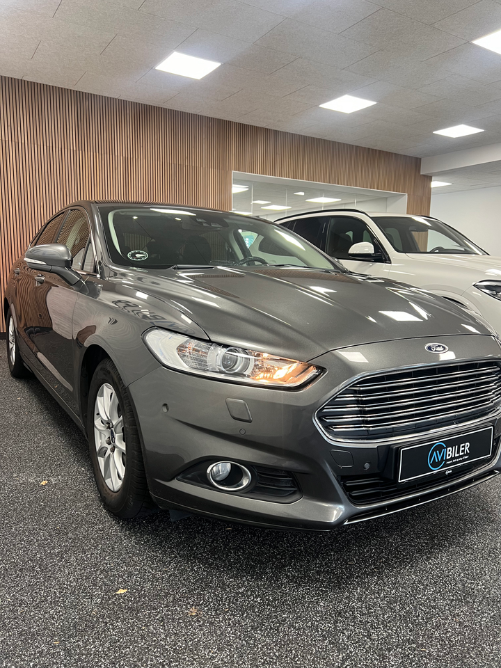 Ford Mondeo 1,5 SCTi 160 Titanium 5d