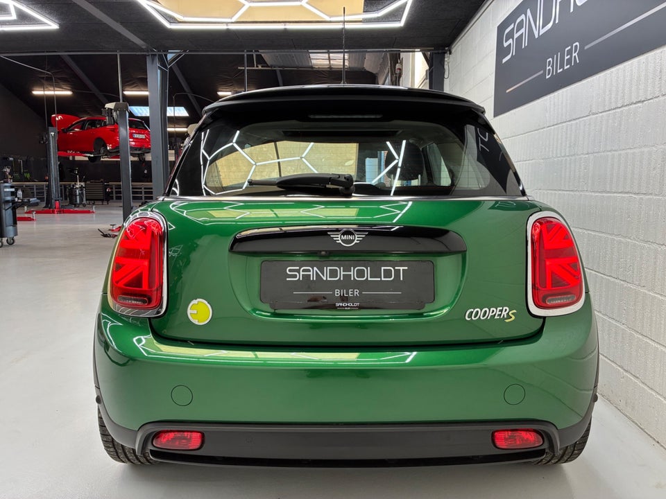 MINI Cooper SE Classic Trim 3d