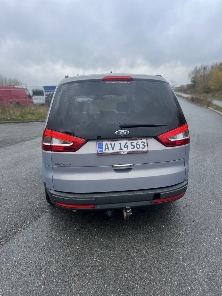 Ford Galaxy 1,6 EcoBoost Ghia 5d