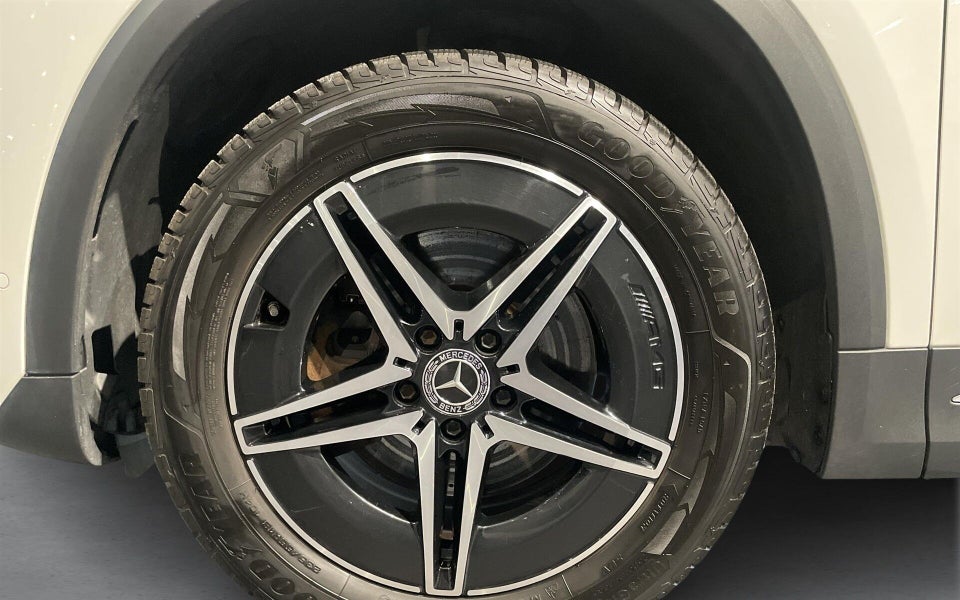 Mercedes EQA250 AMG Line 5d