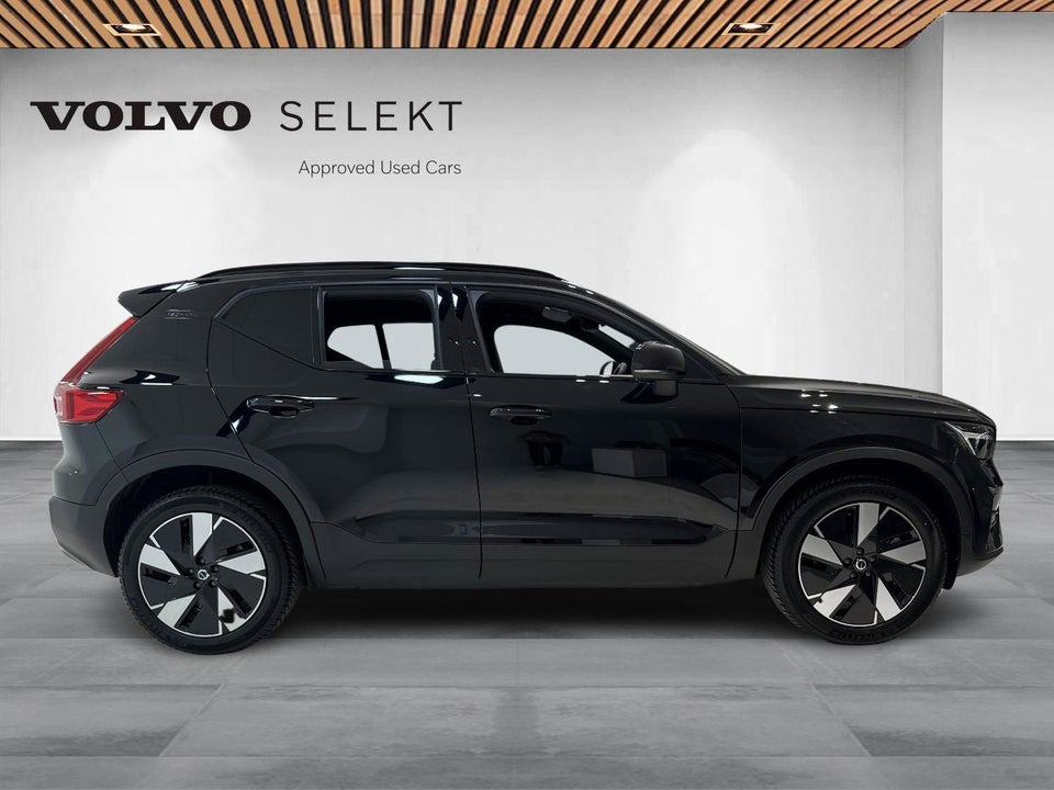 Volvo XC40 ReCharge Twin Plus 5d