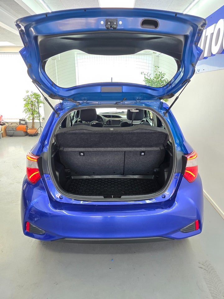 Toyota Yaris 1,0 VVT-i T2 5d