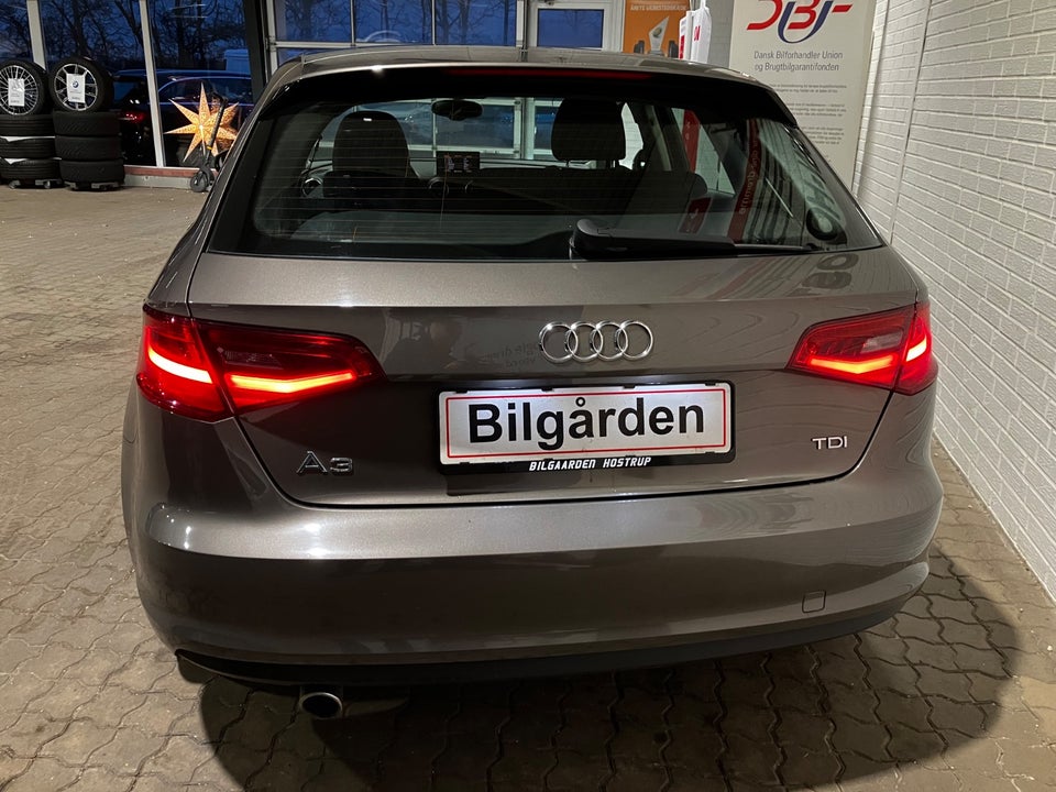 Audi A3 1,6 TDi 110 Ambition Sportback 5d