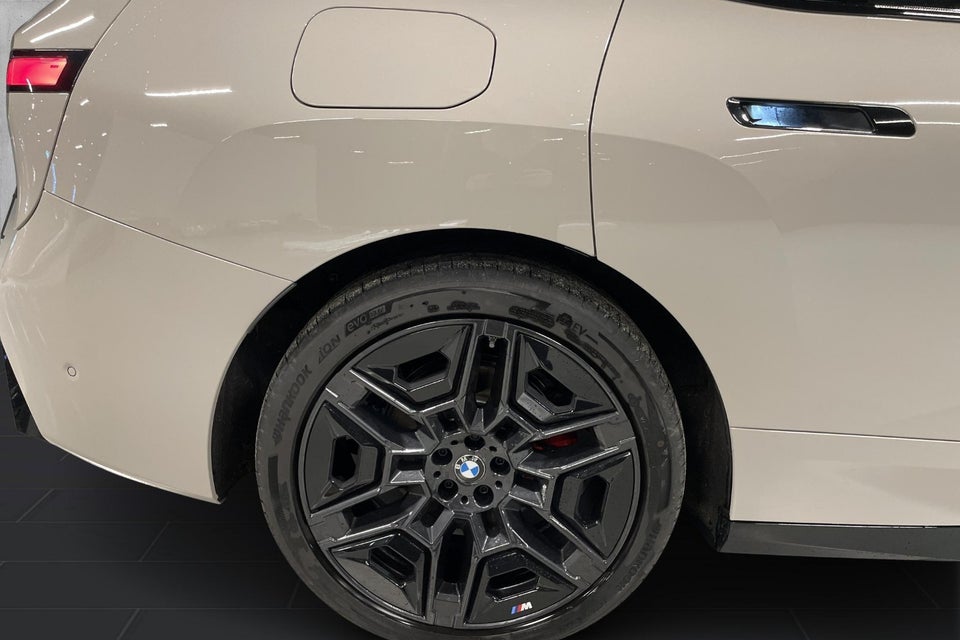 BMW iX xDrive45 Fully Charged 5d