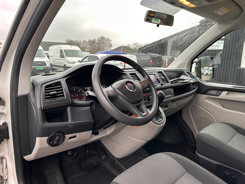 VW Transporter 2,0 TDi 150 Mandskabsvogn m/lad DSG