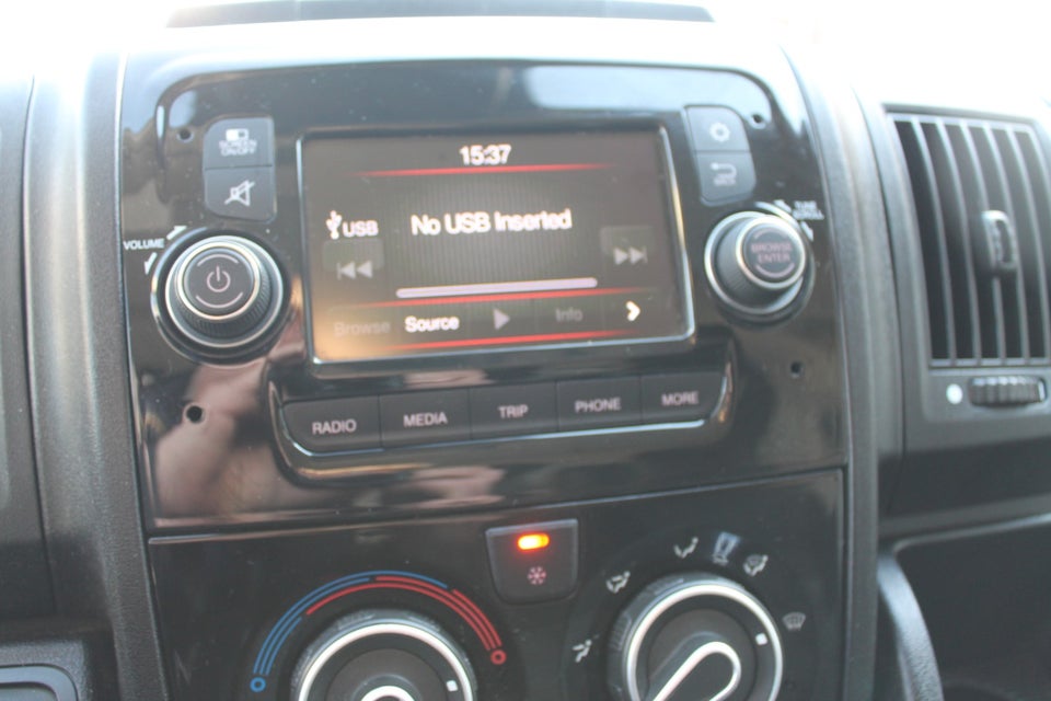 Fiat Ducato 35 2,3 MJT 140 Kassevogn L2H2 Pro+ aut.