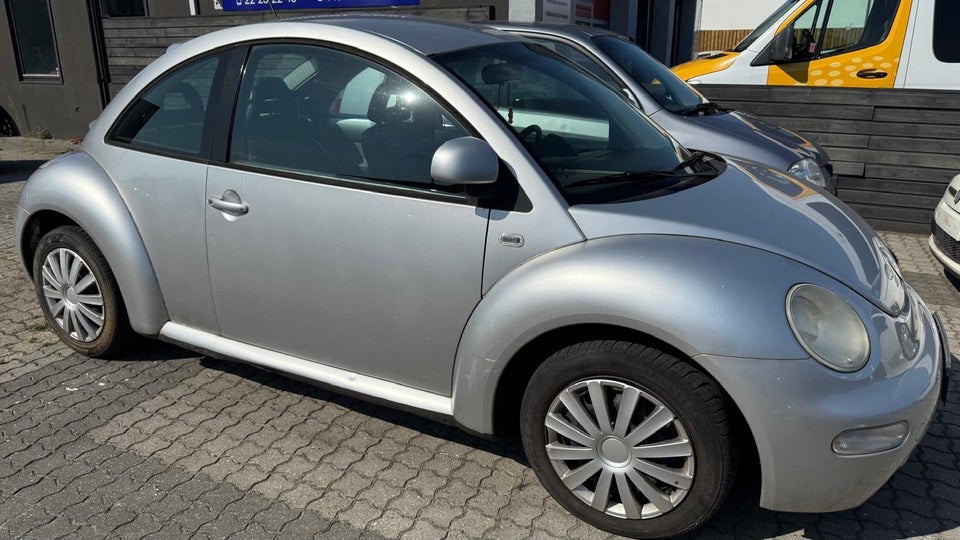 VW New Beetle 2,0 Highline 2d