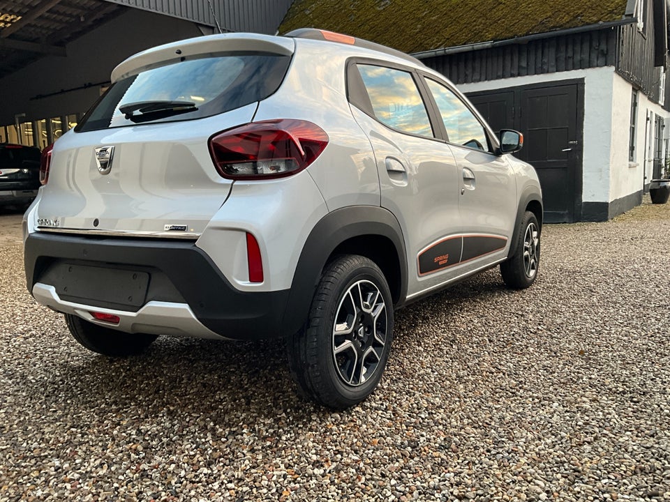 Dacia Spring Comfort+ 5d