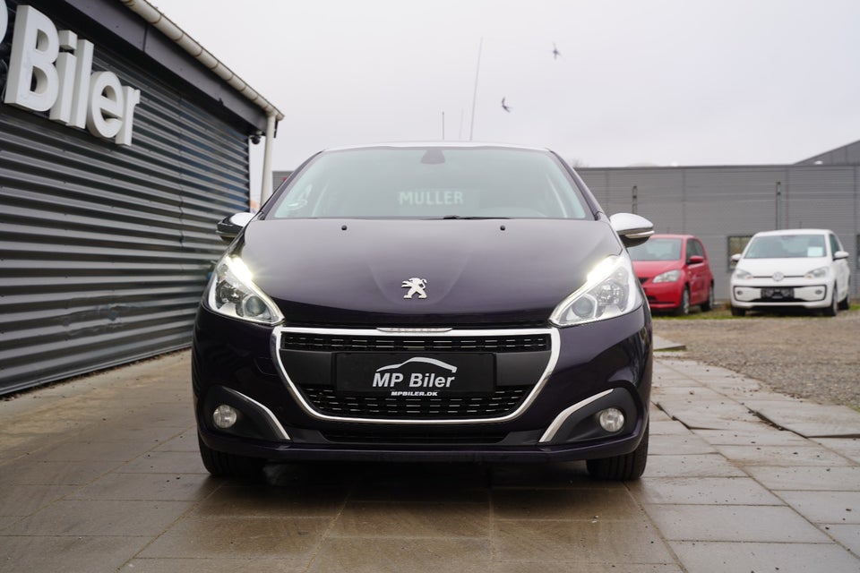 Peugeot 208 1,6 BlueHDi 100 Allure Sky 5d