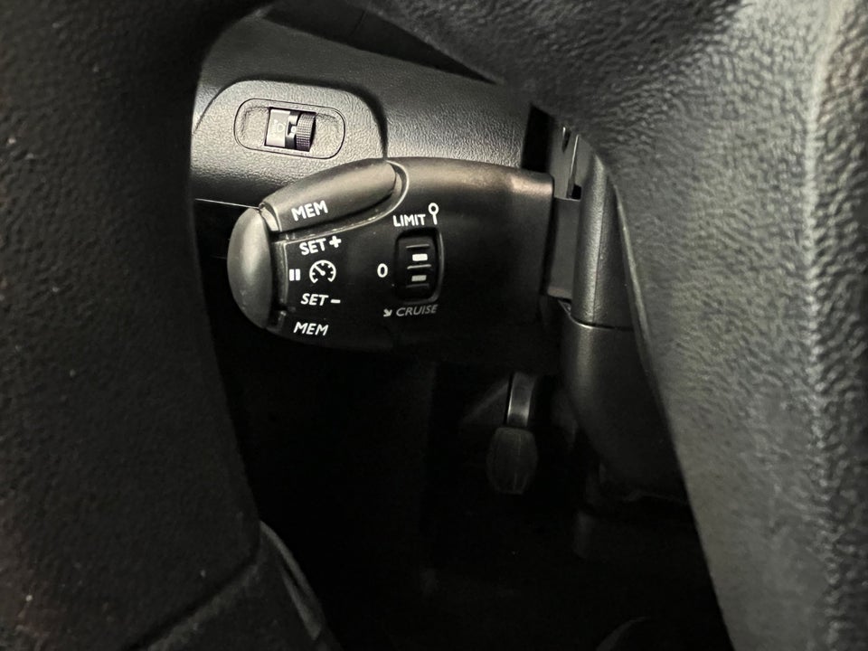 Peugeot Partner 1,5 BlueHDi 100 L2V2 Plus Van