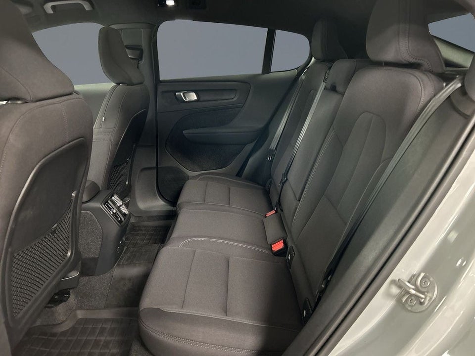 Volvo EC40 Extended Range Core 5d