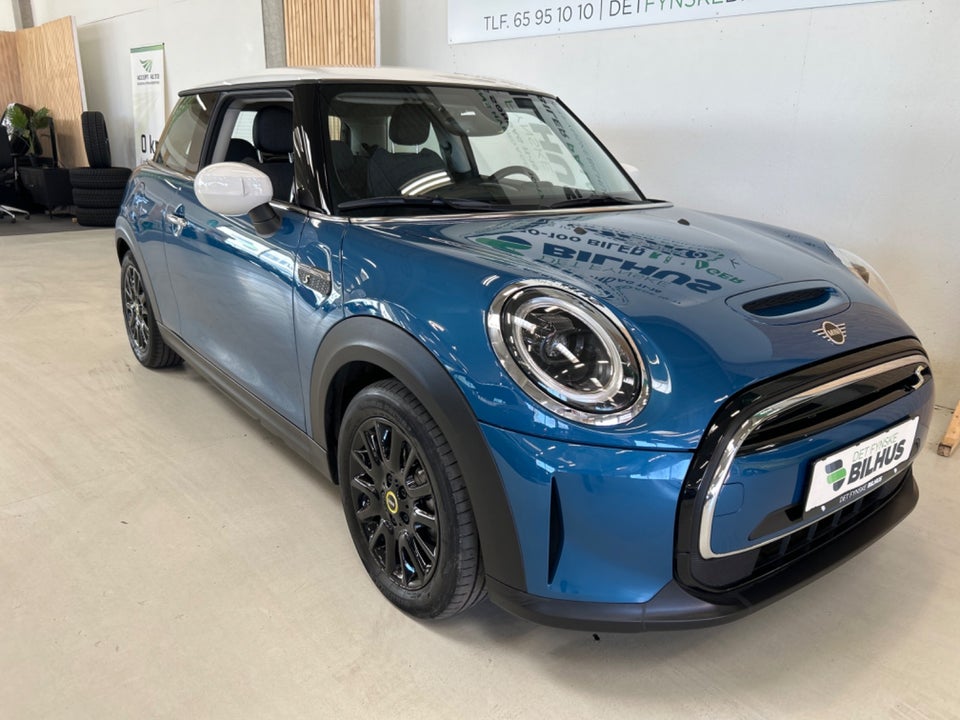 MINI Cooper SE Classic Trim 3d