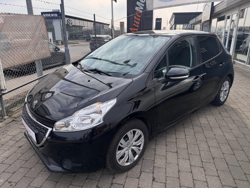 Peugeot 208 1,2 VTi Active 5d