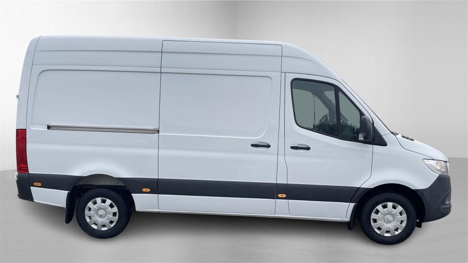 Mercedes Sprinter 319 3,0 CDi A2 Kassevogn aut. RWD