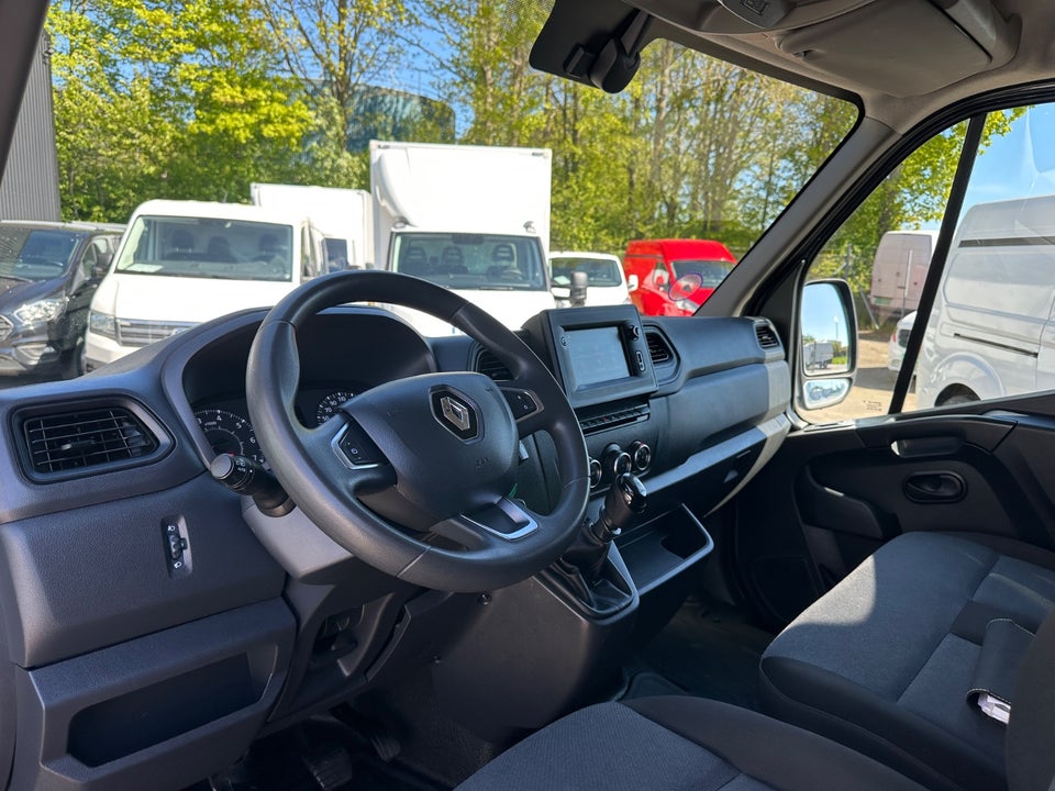 Renault Master IV T35 2,3 dCi 150 L2H2 Kassevogn