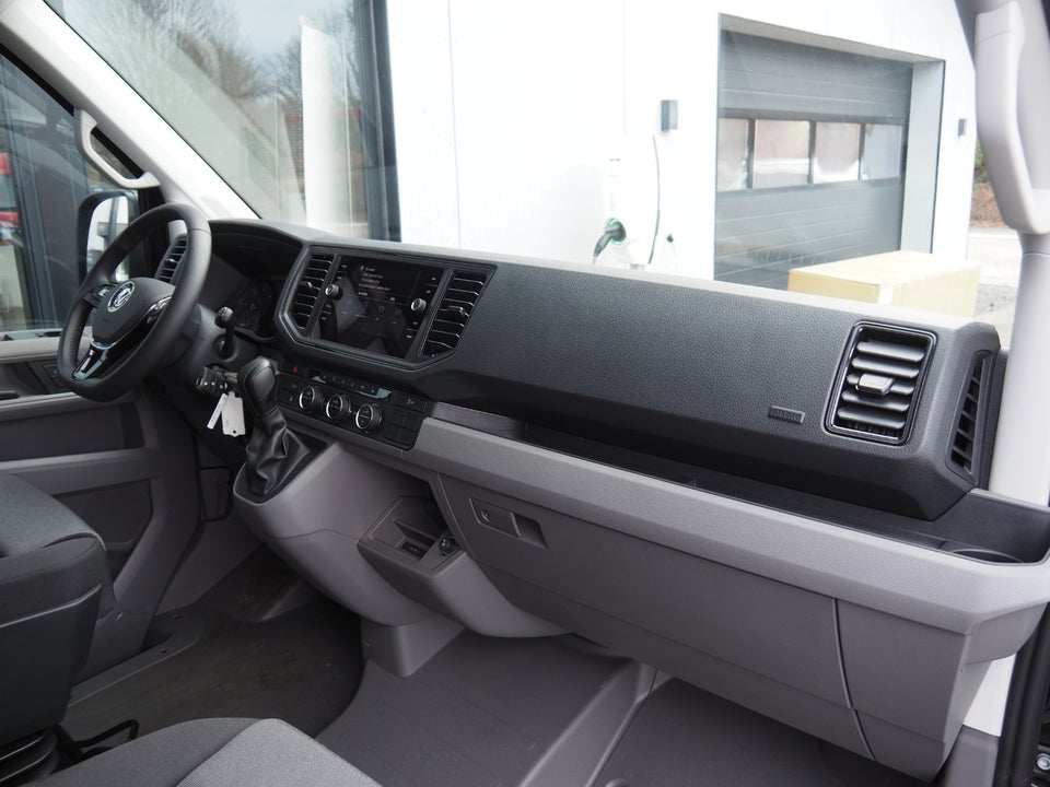 VW Crafter 35 2,0 TDi 177 Ladvogn L4 aut.