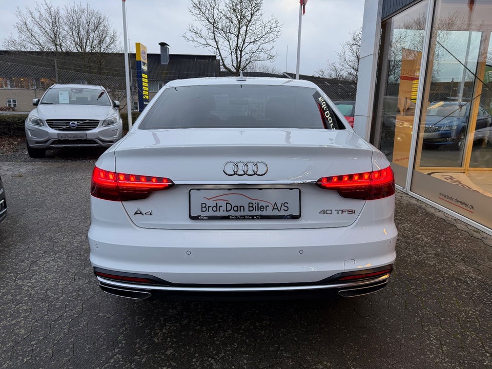 Audi A4 40 TFSi Advanced Prestige Tour plus S-tr. 4d