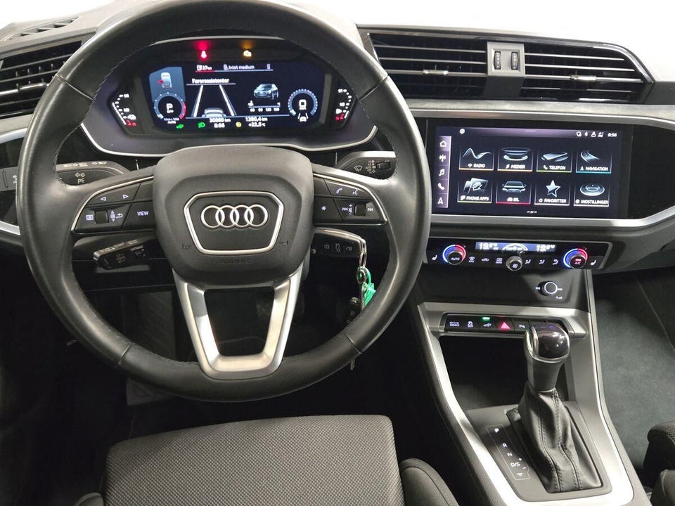 Audi Q3 45 TFSi e Attitude plus Sportback S-tr. 5d