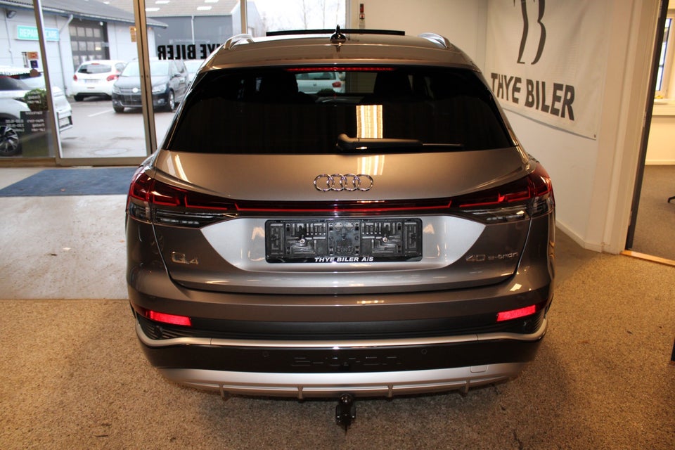 Audi Q4 e-tron 40 S-line 5d