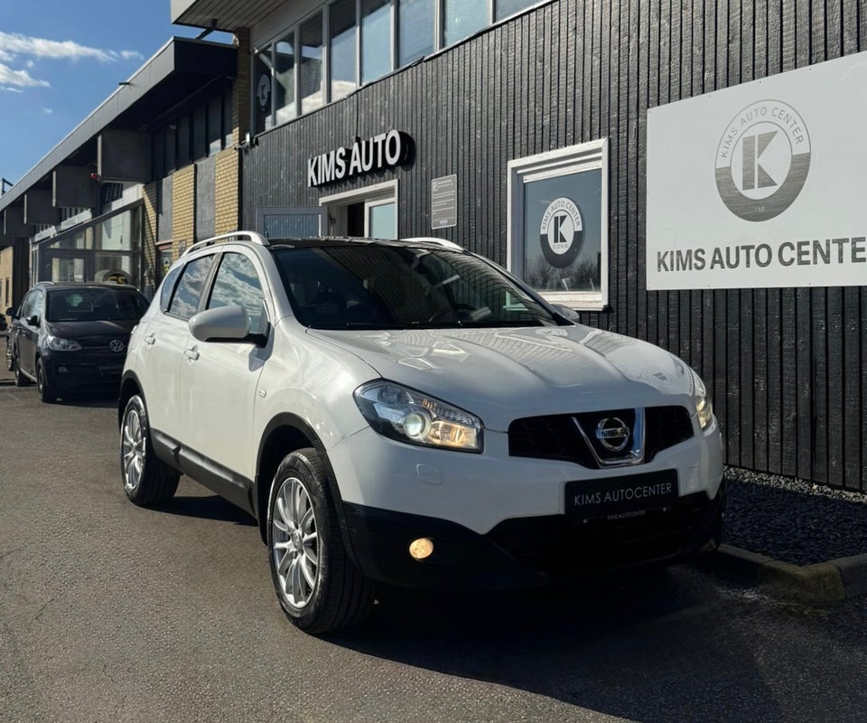 Nissan Qashqai 2,0 Acenta CVT 5d