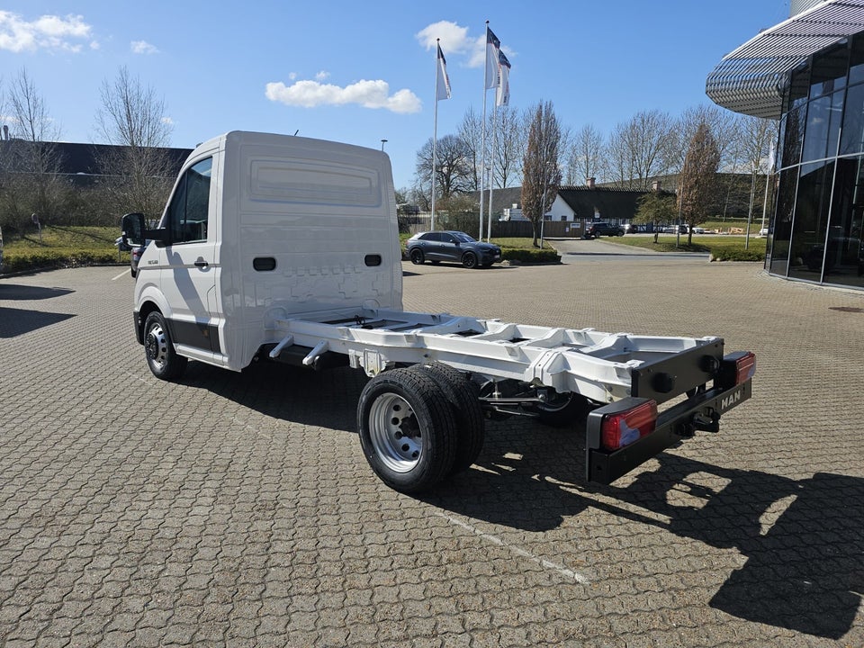 MAN TGE 2,0 5.160 Chassis L3 aut. RWD
