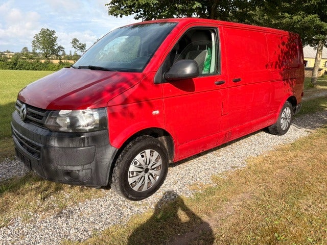 VW Transporter 2,0 TDi 140 Kassevogn lang