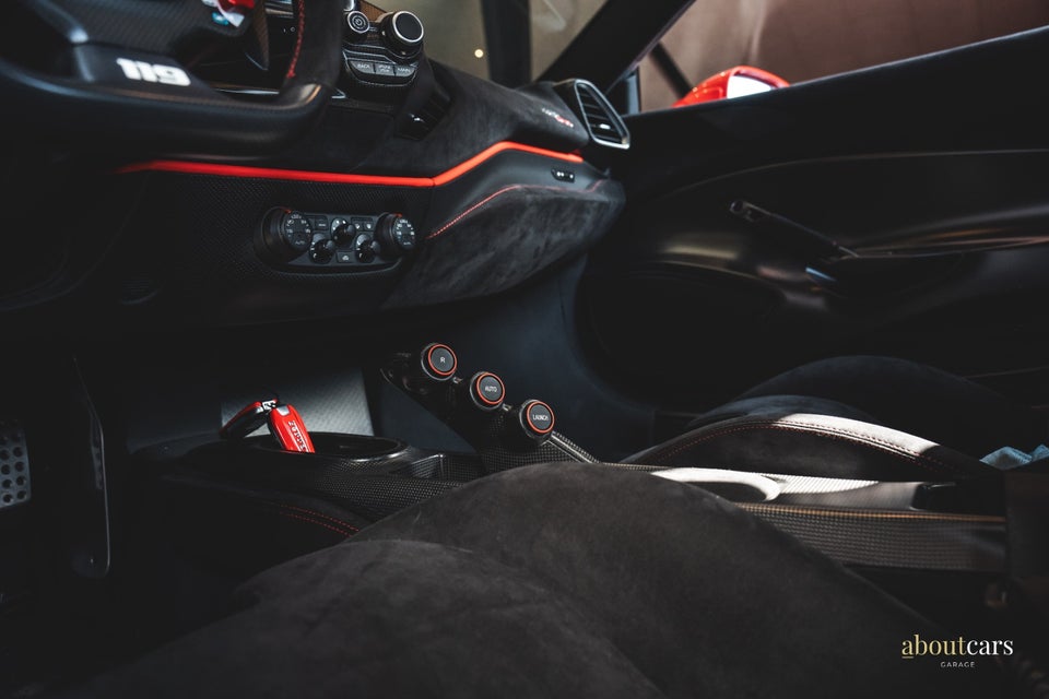Ferrari 488 Pista Piloti 3,9 DCT 2d