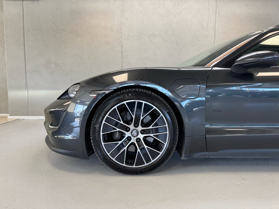 Porsche Taycan Performance+ Sport Turismo 5d