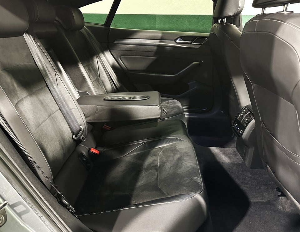 VW Arteon 2,0 TDi 150 R-line DSG BMT 4d