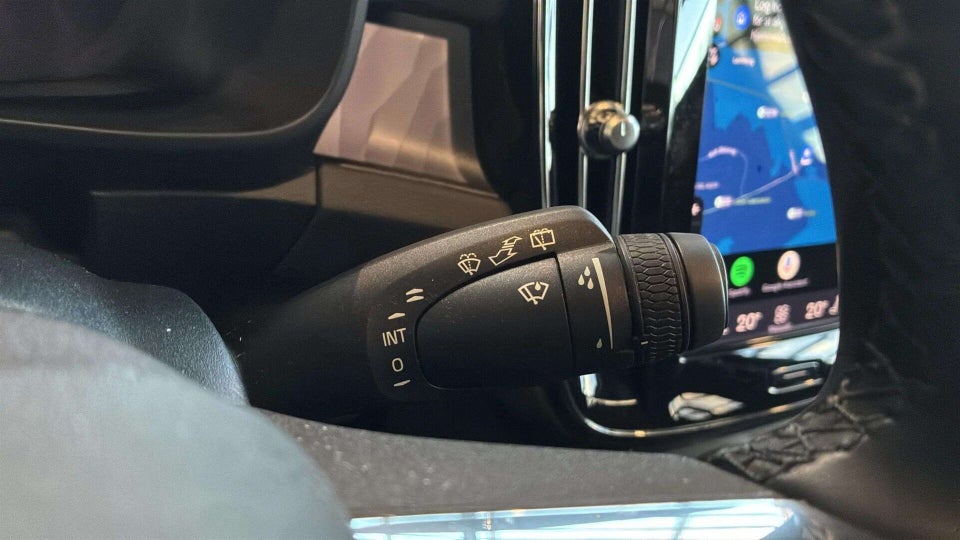 Volvo XC40 P6 ReCharge Core 5d
