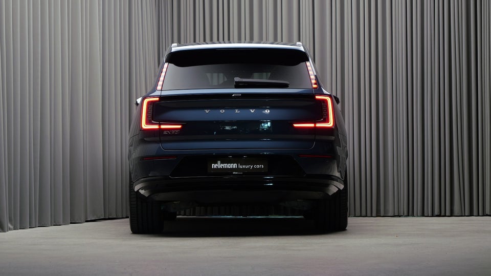Volvo EX90 Plus 7prs 5d