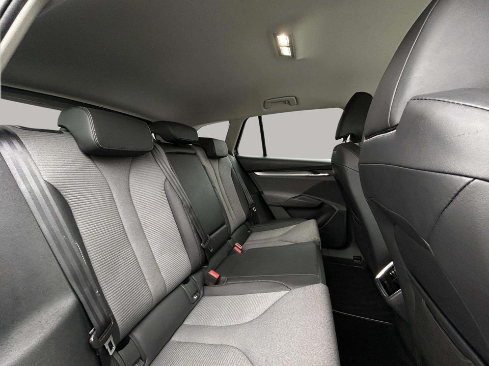 Skoda Enyaq 60 iV 5d