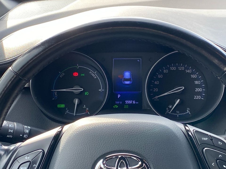 Toyota C-HR 1,8 Hybrid C-LUB CVT 5d