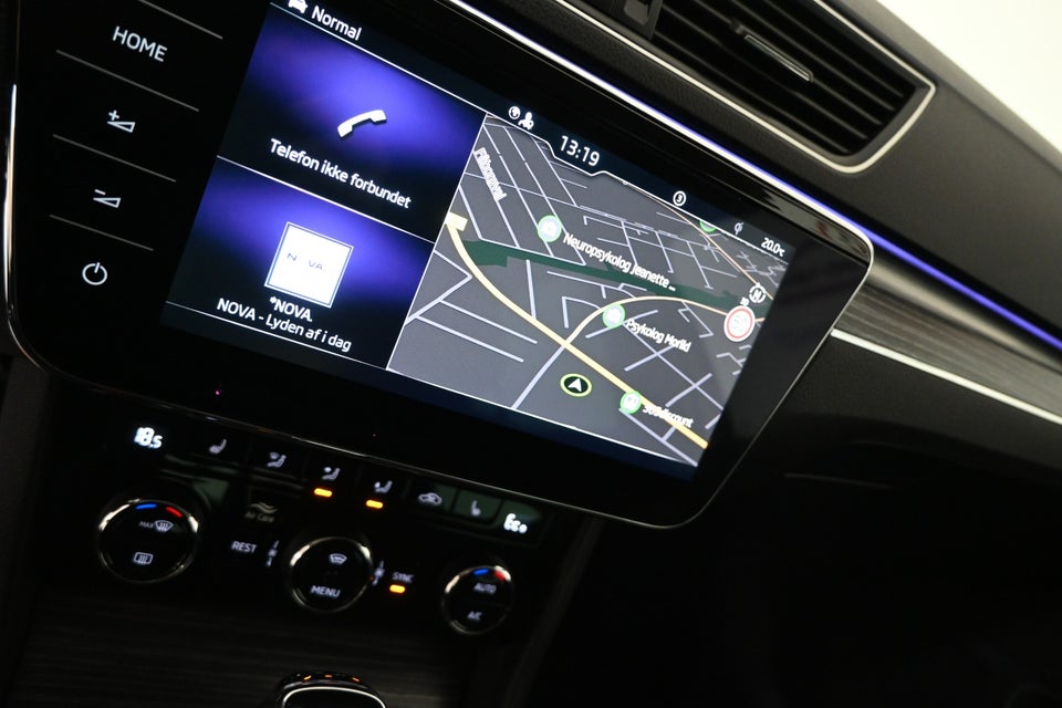 Skoda Superb 1,4 TSi iV Plus Combi DSG 5d