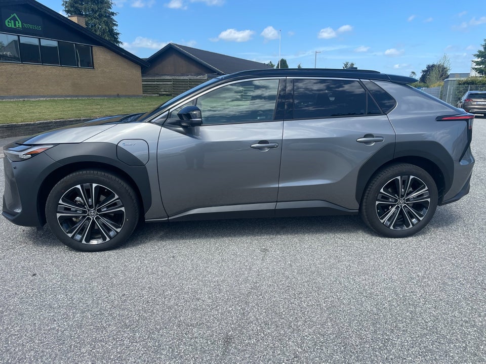 Toyota bZ4X Executive Premium 5d
