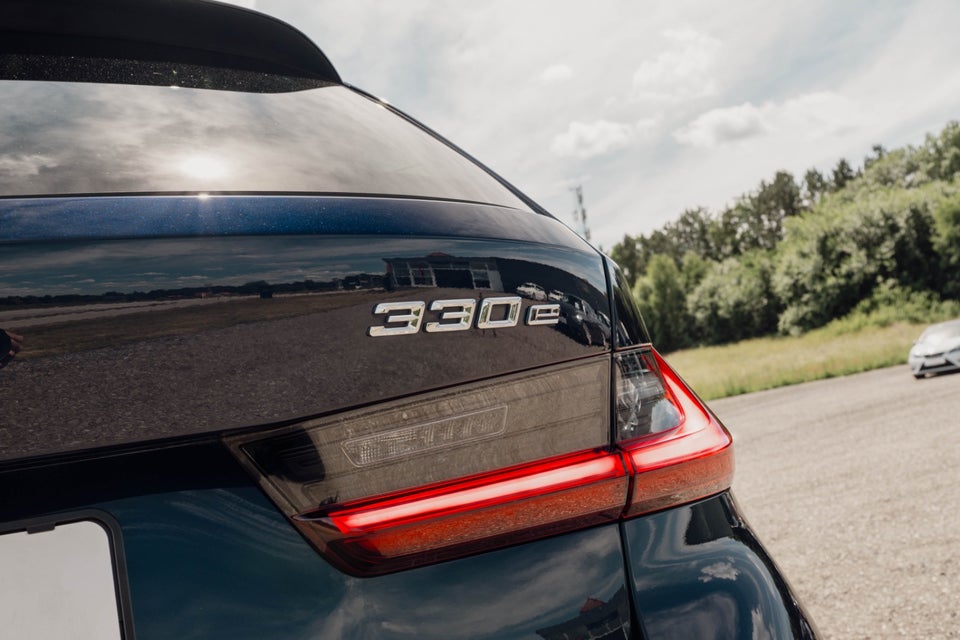 BMW 330e 2,0 Touring M-Sport+ aut. 5d