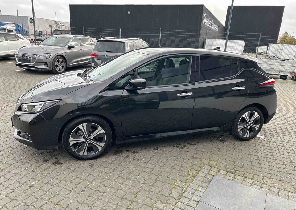 Nissan Leaf 40 N-Connecta 5d