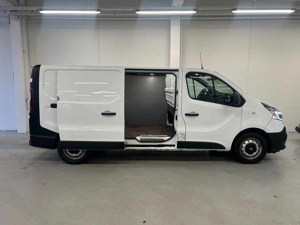 Renault Trafic T29 2,0 dCi 120 L2H1